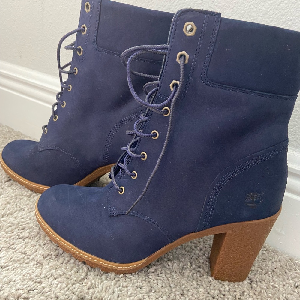 Timberland Navy Lace-Up Block Heel Booties